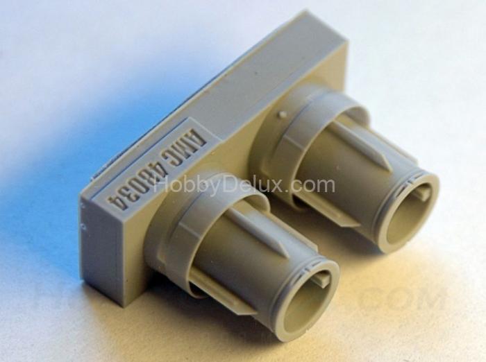 ОДАБ-500 ПМ, объемно-детонирующая авиабомба калибра 500 кг (в комплекте две бомбы). AMC48034