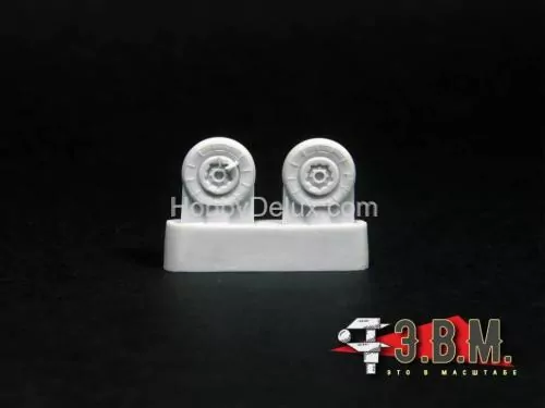 Миг-29 СМТ колеса шасси (два вида ступиц)1/72