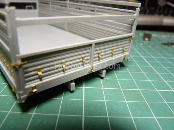 Набор фототравления для КАМАЗа от ICM (Петли бортов) МД0352181