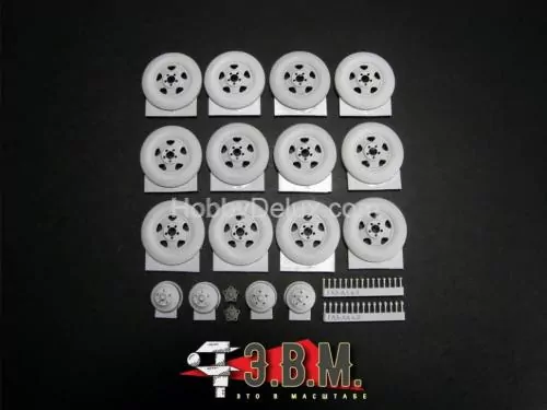 ГАЗ-ААА\БА-3-6-10 колеса &quot;Резинообъединение&quot; 1/35