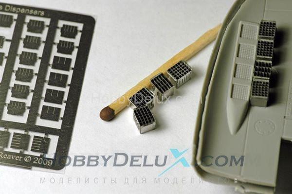 Modern USAF Chaff/Flare Dispensers AR-4801