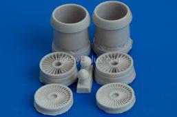 Входной канал и компрессор низкого давления двигателя Д-30 AMG72001-1