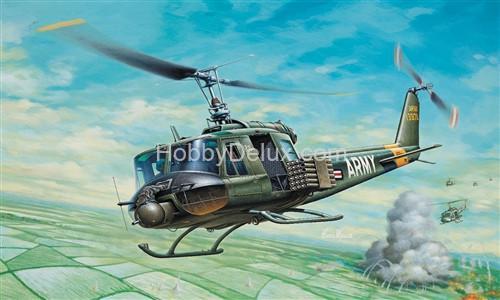 Модель вертолета UH-1B HUEY