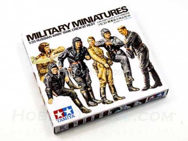 Советский танковый экипаж на отдыхе (6 фигур)  35214