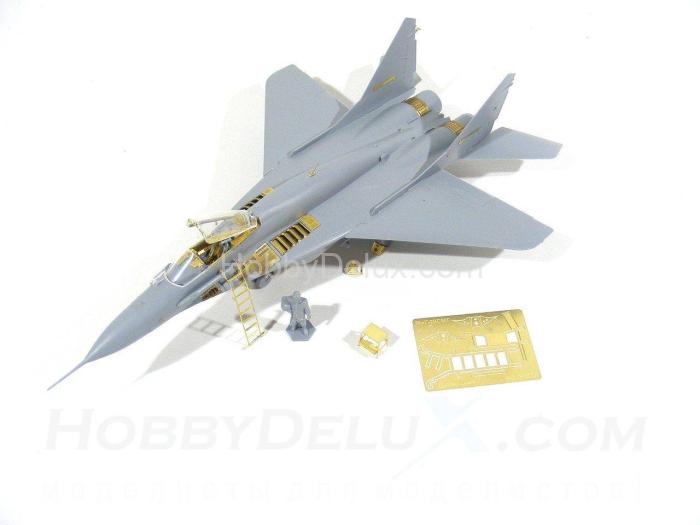 Стремянка и колодки на МиГ-29СМТ от Звезды (1:72) МД072213