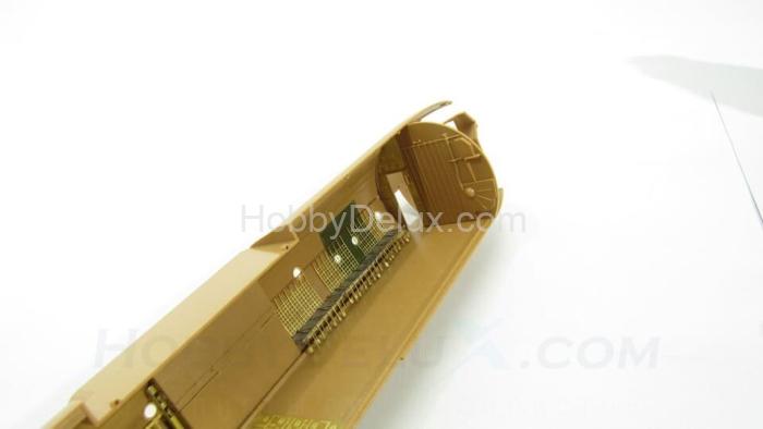 Набор фототравления для С-130 "Геркулес" (десантно-транспортный отсек) МД072268