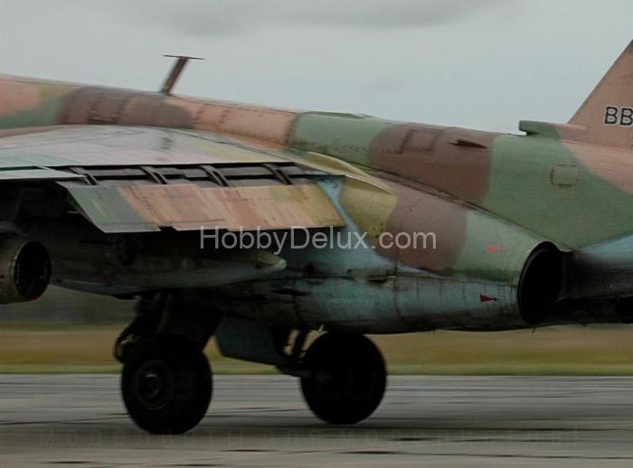 Су-25 набор закрылков AMG72021