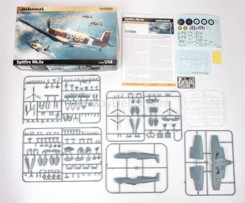 Eduard 82153 1/48 Самолет Spitfire Mk. IIa