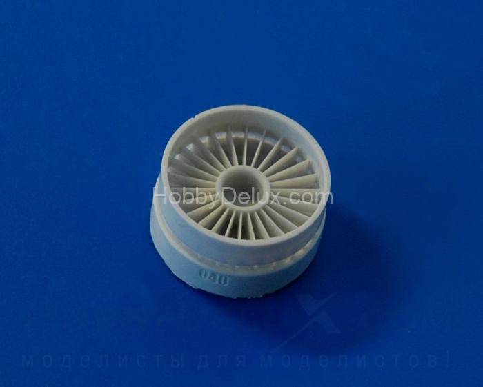 Входной канал воздхозаборника и КНД двигателя Д-30КП AMG72040