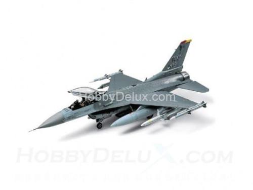 Американский лёгкий самолёт F-16CJ Fighting Falcon