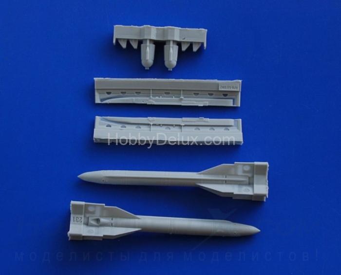 Авиационная управляемая ракета Х-25МР с пусковой АПУ-68УМ2 AMC48231