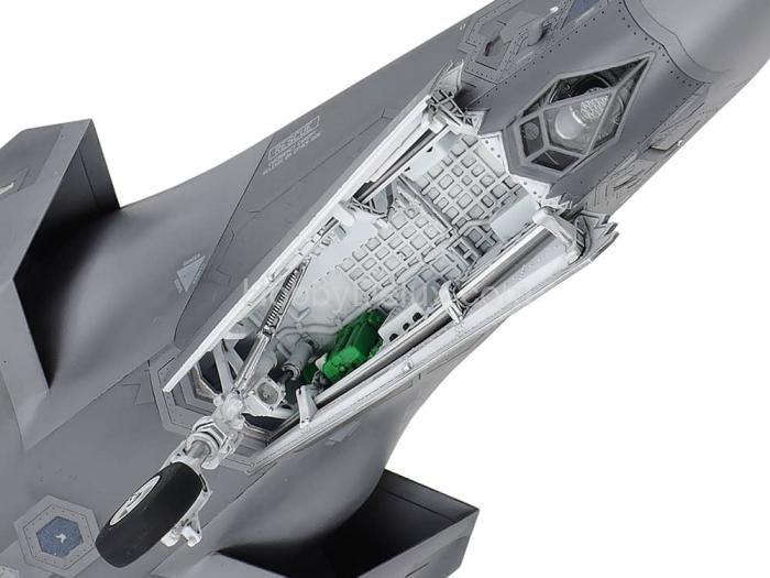 Истребитель F-35A LIGHTNING Ⅱ 61124
