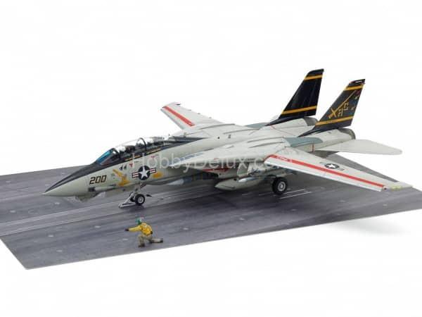 Истребитель Grumman F-14A Tomcat (Late) Carrier Launch Set 61122