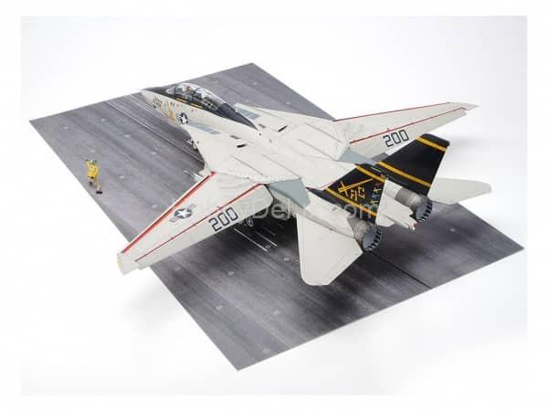 Истребитель Grumman F-14A Tomcat (Late) Carrier Launch Set 61122