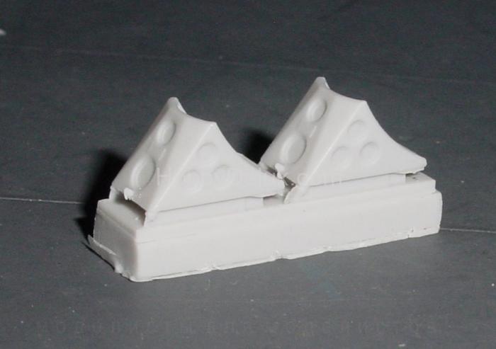 Колодки под колеса шасси, набор №1, размер 575х340х310 мм AMG48108