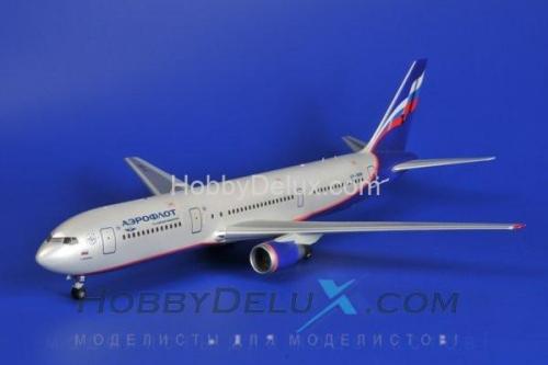 Пассажирский авиалайнер "Боинг 767-300"