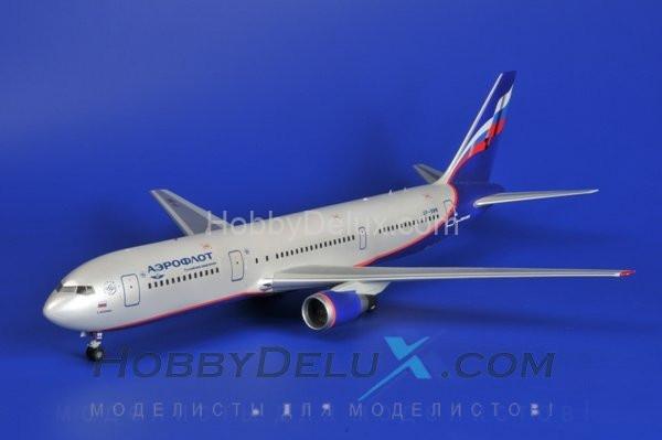 Пассажирский авиалайнер "Боинг 767-300" ZV7005