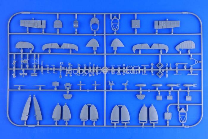 Eduard 8287 1/48 Истребитель Spitfire HF Mk.VIII 8287