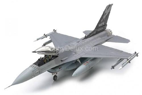 Истребитель Lockheed Martin F-16C Tamiya 