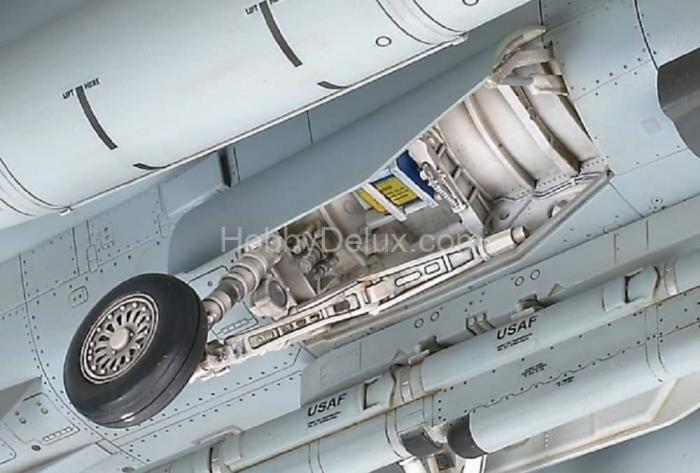 Истребитель Lockheed Martin F-16C Tamiya  61101