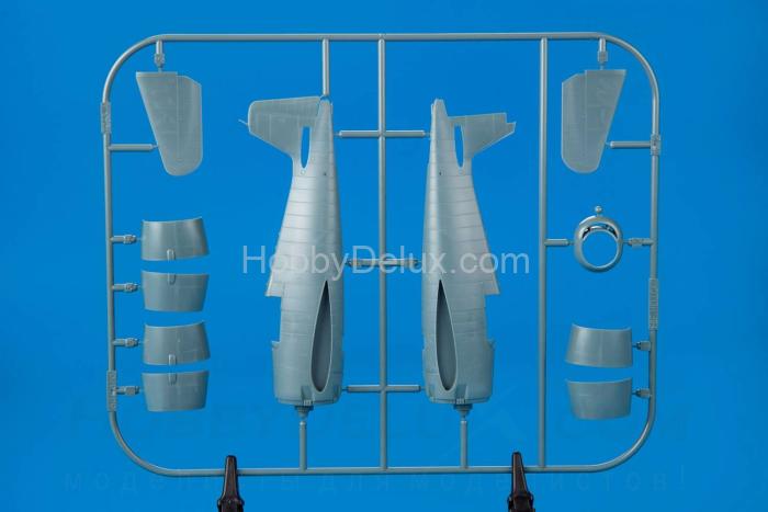 Американский истребитель Второй Мировой F6F-3 ED7074