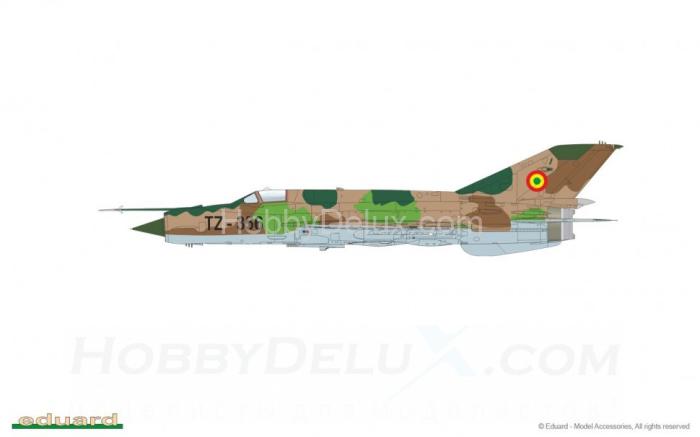 Советский реактивный истребитель МиГ-21МФ ED70141