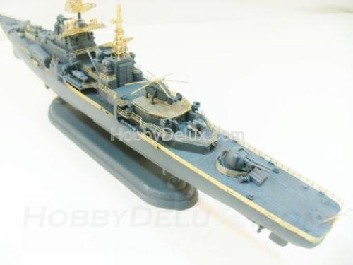 Эсминец "Современный" 1:700