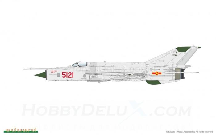 Истребитель-Бомбардировщик МиГ-21МФ  ED70142