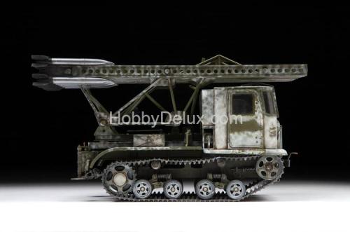 Советский тягач СТЗ-5 с минометом БМ-13 «Катюша»