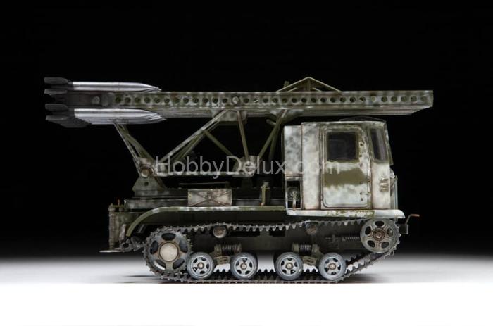 Советский тягач СТЗ-5 с минометом БМ-13 «Катюша» ZV3700