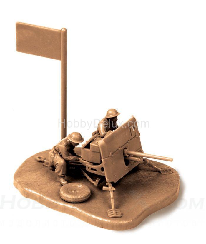 Британская противотанковая пушка QF-2-pdr с расчетом ZV6169