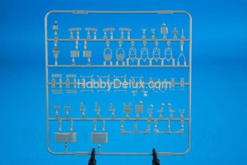 Британский истребитель Spitfire Mk.VIII.