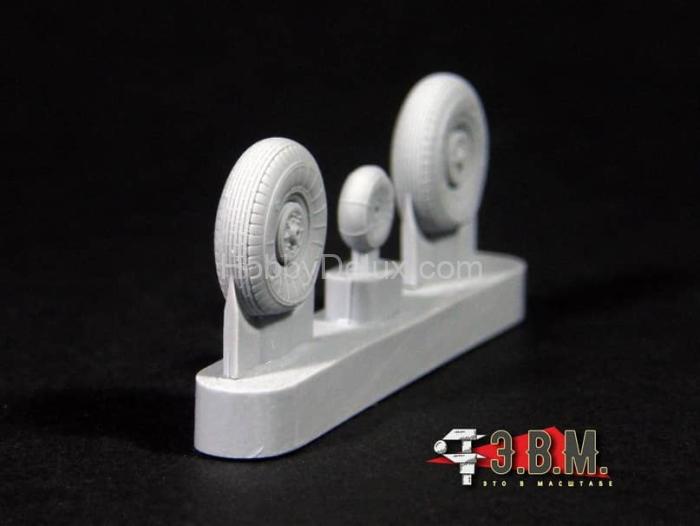 Колеса шасси для модели самолета Ил-2 RS72004