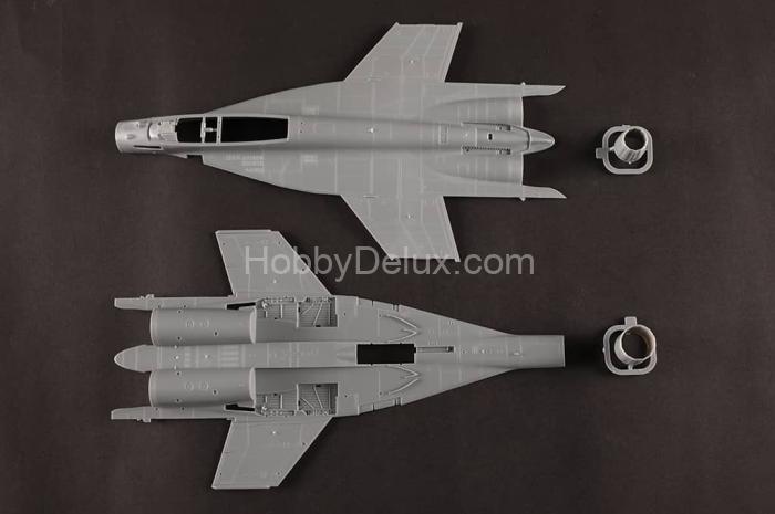 Российский многофункциональный лёгкий истребитель М-35 HB81787