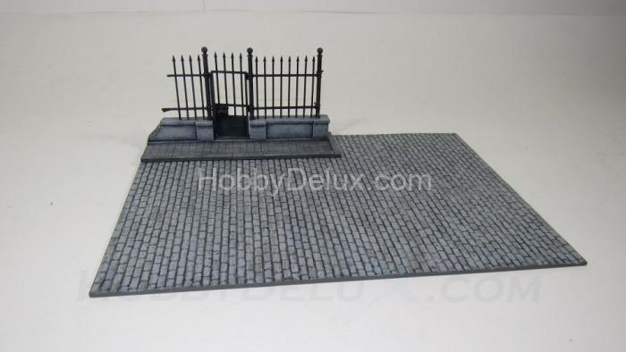 Мостовая с металлической парковой оградой AVA35501