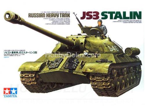 Советский тяжелый танк ИС-3 с фигурой командира