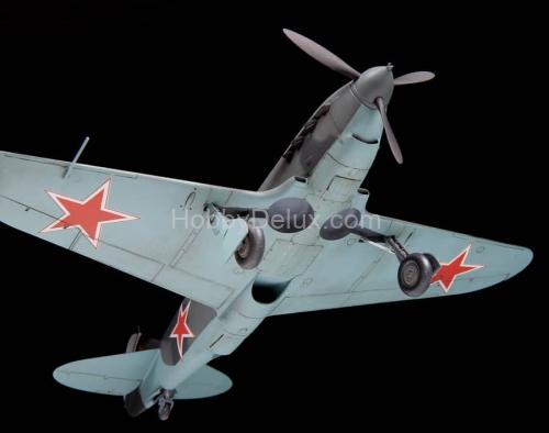 Советский истребитель ЛаГГ-3 (66 серии)