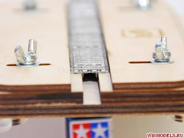 Кондуктор для сборки траков моделей гусеничной техники WIM-GT-01