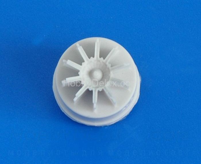 МиГ-21СМ / СМТ / МФ / ПД Реактивное сопло двигателя Р13-300 AMG72012-2