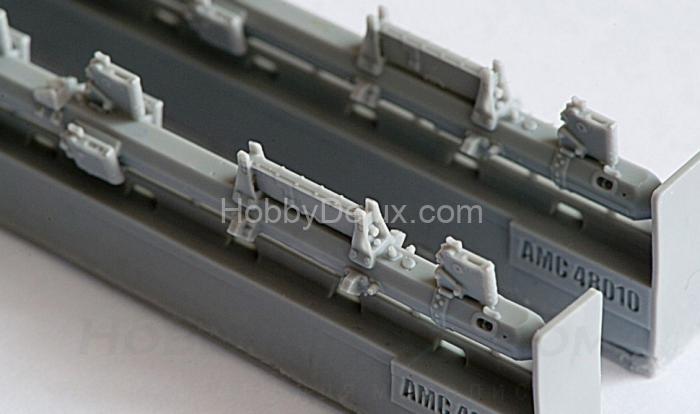 МБД3-У6-68, многозамковый балочный держатель (в комплекте два балочных держателя) AMC48010