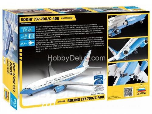 Пассажирский авиалайнер Боинг 737-700 С-40B