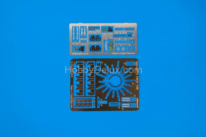 Сборная модель F6F-3 ProfiPACK ED8227