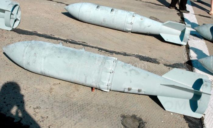 БЕТАБ-500 бетонобойная бомба (в комплекте две бомбы). AMC48021