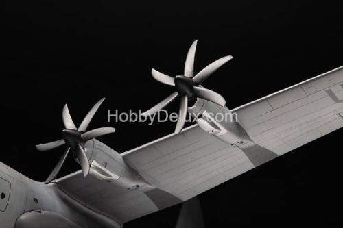 Американский военно-транспортный самолет С-130J