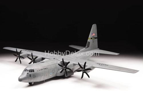 Американский военно-транспортный самолет С-130J