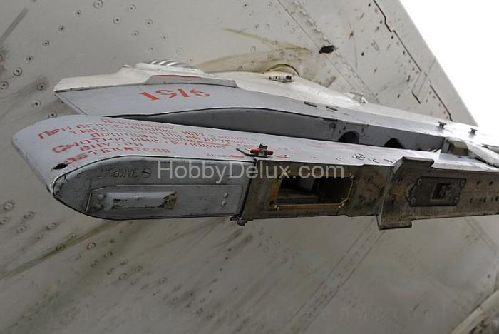 Авиационная управляемая ракета Х-25 с пусковой АПУ-68УМ2 AMC72227