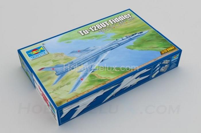 Tu-128UT Fiddler TR01688