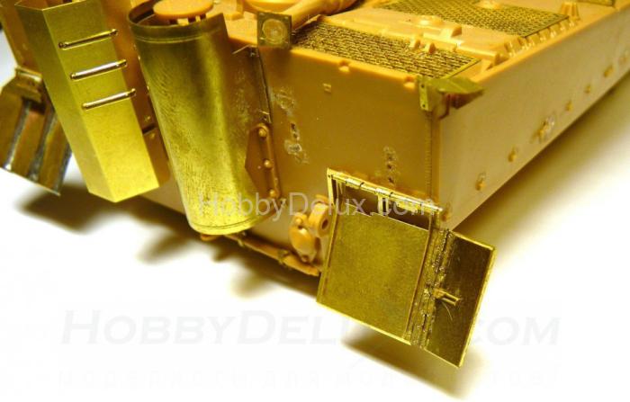 Набор фототравления для Sd.Kfz.181 Tiger. Юбки и брызговики стандарт МД035247