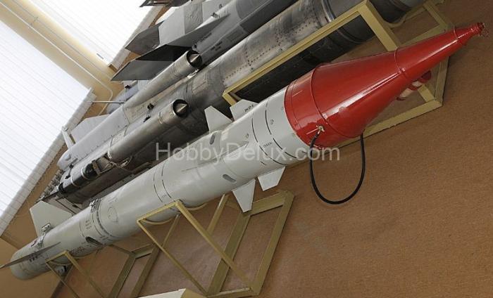 Авиационная управляемая ракета Х-25МП2 с пусковой АПУ-68УМ2 AMC72229