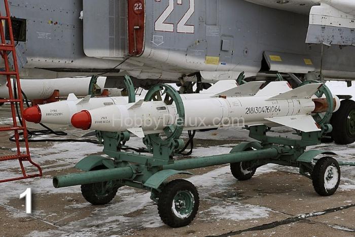 Авиационная управляемая ракета Х-25МЛ с пусковой АПУ-68УМ2 AMC72230